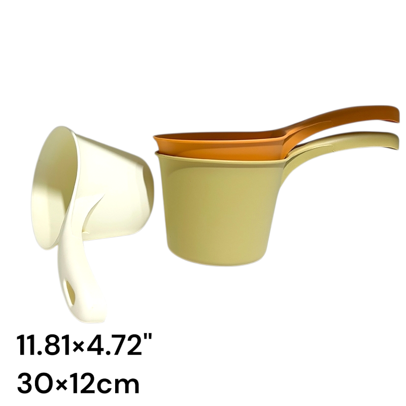 water scoop. (Domus)